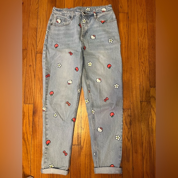 Hello Kitty Outfit Sweater small Jean size 7 junior - Picture 3 of 8